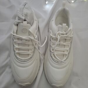 Micheal Kors shoes size 9